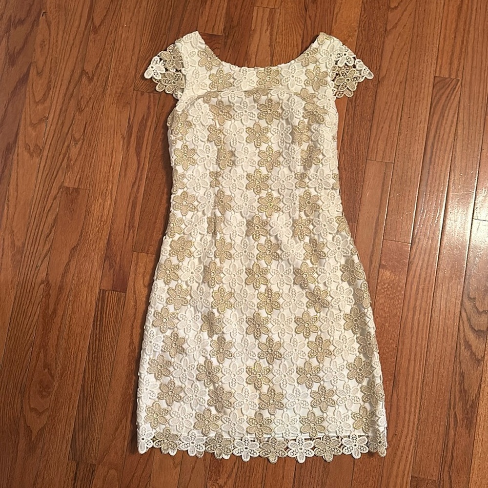 Lilly Pulitzer Two Tone Truly Petal Lace Shift Dress